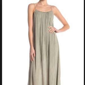 Sage Maxi Dress - Medium